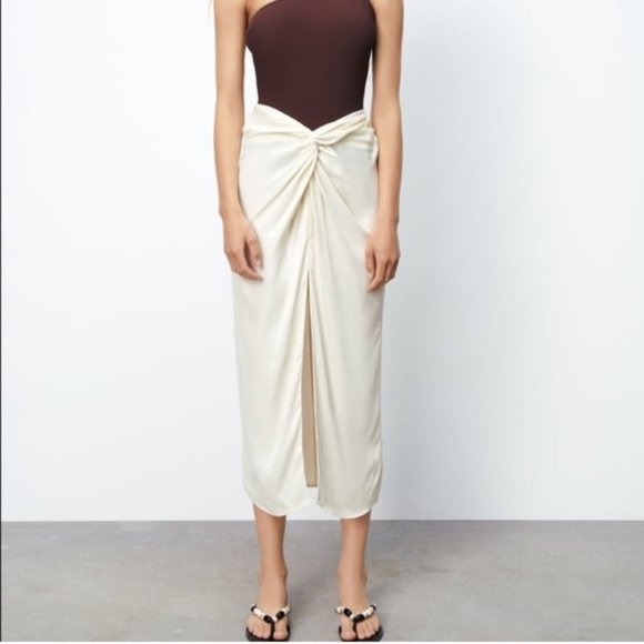 Zara Dresses & Skirts - *ON SALE* Zara Satin Effect with Knot Skirt